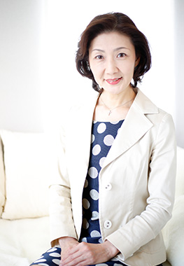 Therapist 栗山貴美子 KIMIKO KURIYAMA